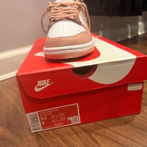 Nike Rose Dunks. Never Worn. - Picture 3 of 5